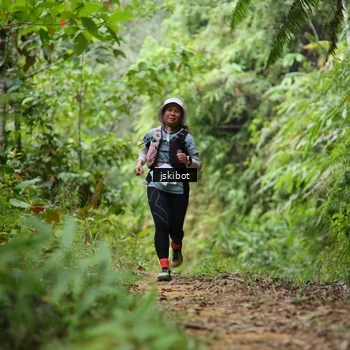 Runner Photo 8767409