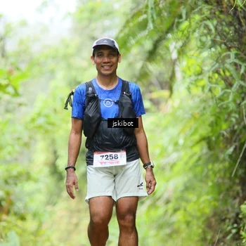 Runner Photo 8767413