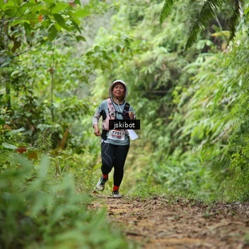 Runner Photo 8767414