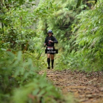 Runner Photo 8767503