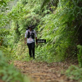 Runner Photo 8767536