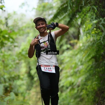 Runner Photo 8767550