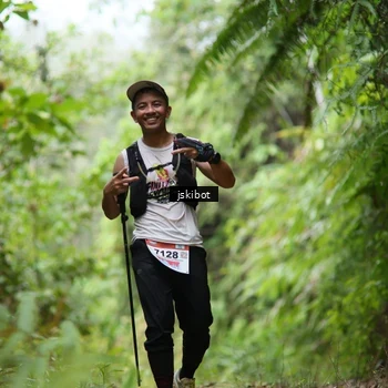 Runner Photo 8767555