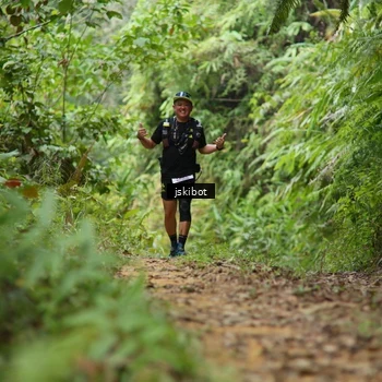Runner Photo 8767606