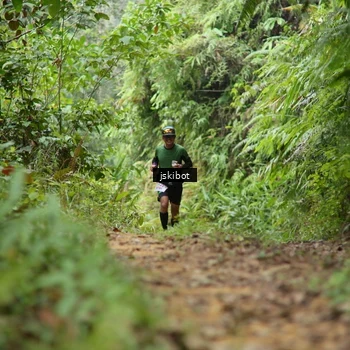 Runner Photo 8767691