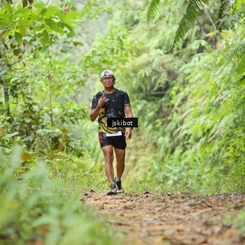 Runner Photo 8767695