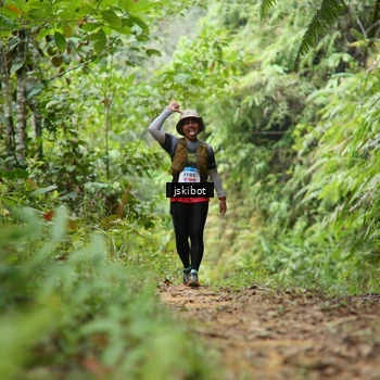 Runner Photo 8767713