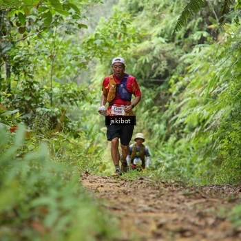 Runner Photo 8767734