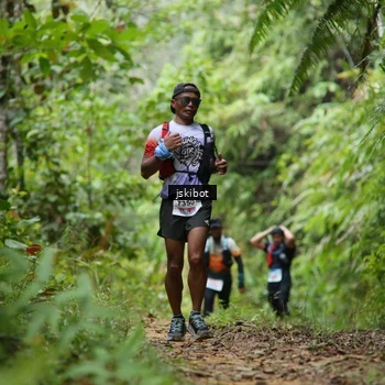 Runner Photo 8767781