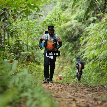 Runner Photo 8767812