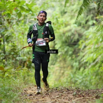 Runner Photo 8767838