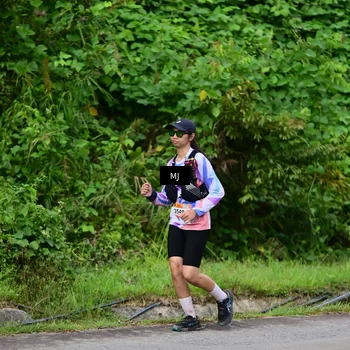 Runner Photo 8770553