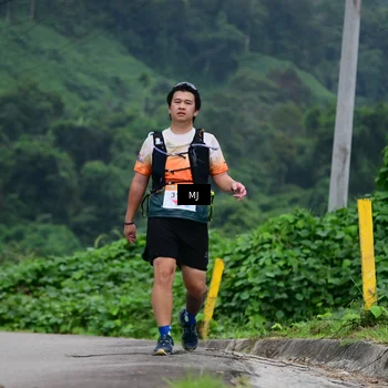 Runner Photo 8770775