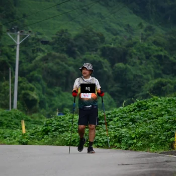 Runner Photo 8770840