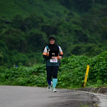 Runner Photo 8770878