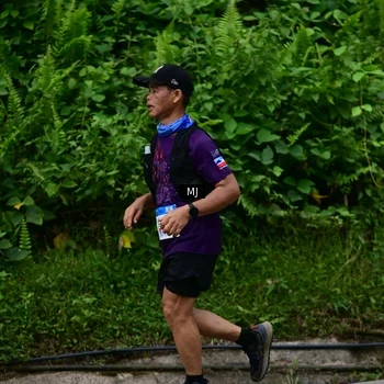 Runner Photo 8770891