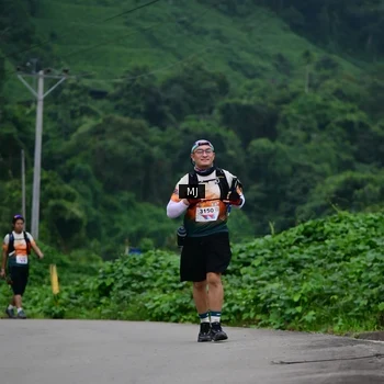 Runner Photo 8771001