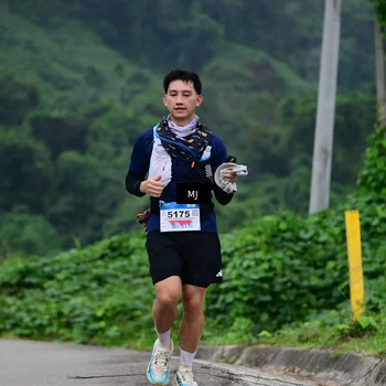 Runner Photo 8771095