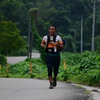 Runner Photo 8771717