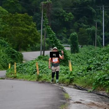 Runner Photo 8772417