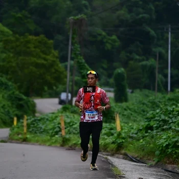 Runner Photo 8772533