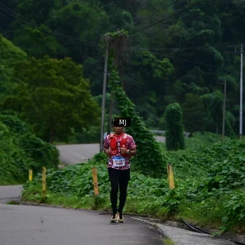 Runner Photo 8772534