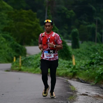 Runner Photo 8772542