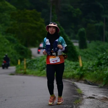 Runner Photo 8772572