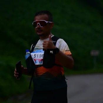 Runner Photo 8772618