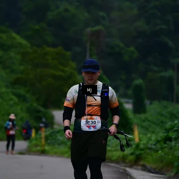 Runner Photo 8772725