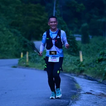 Runner Photo 8772891