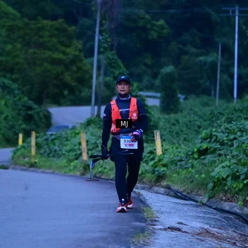 Runner Photo 8772892