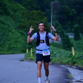 Runner Photo 8772901