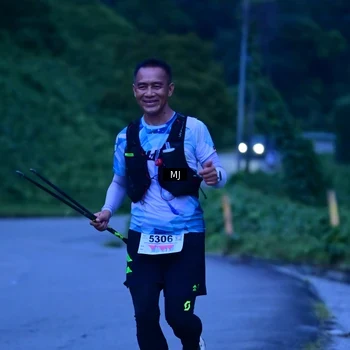 Runner Photo 8772904
