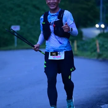 Runner Photo 8772914
