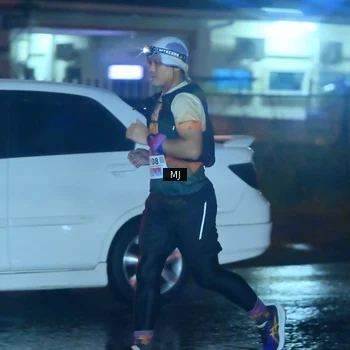 Runner Photo 8773085