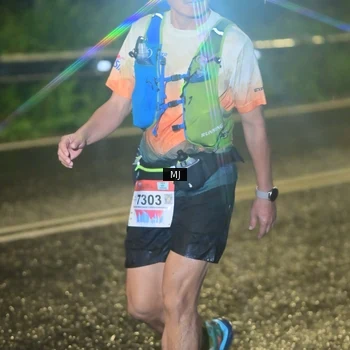 Runner Photo 8773115