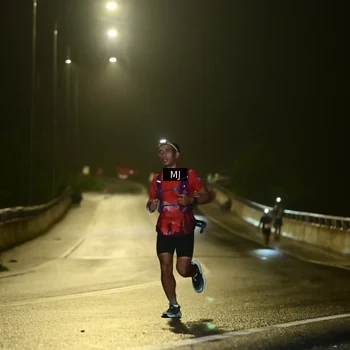 Runner Photo 8773241