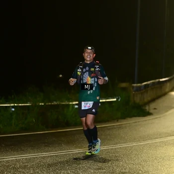 Runner Photo 8773330