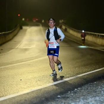 Runner Photo 8773410