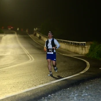 Runner Photo 8773419