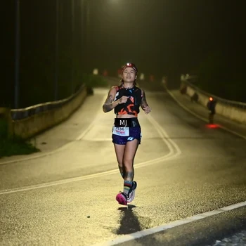 Runner Photo 8773438