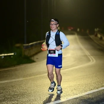 Runner Photo 8773444