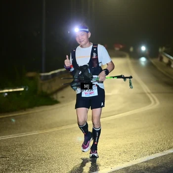 Runner Photo 8773493