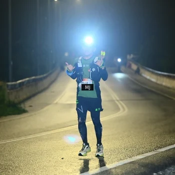 Runner Photo 8773497