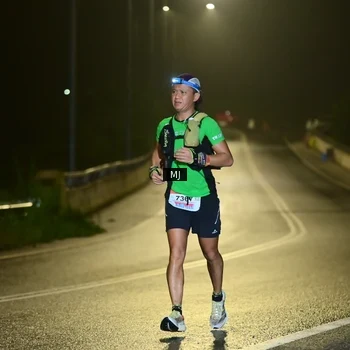 Runner Photo 8773581