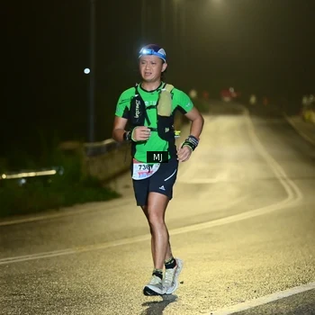 Runner Photo 8773590