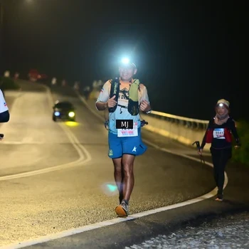 Runner Photo 8773741