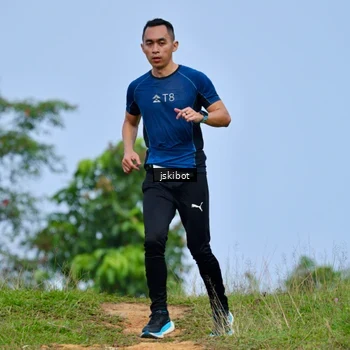 Runner Photo 8778864