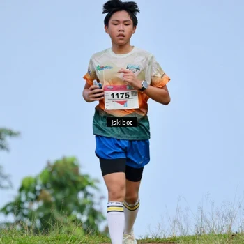 Runner Photo 8778923